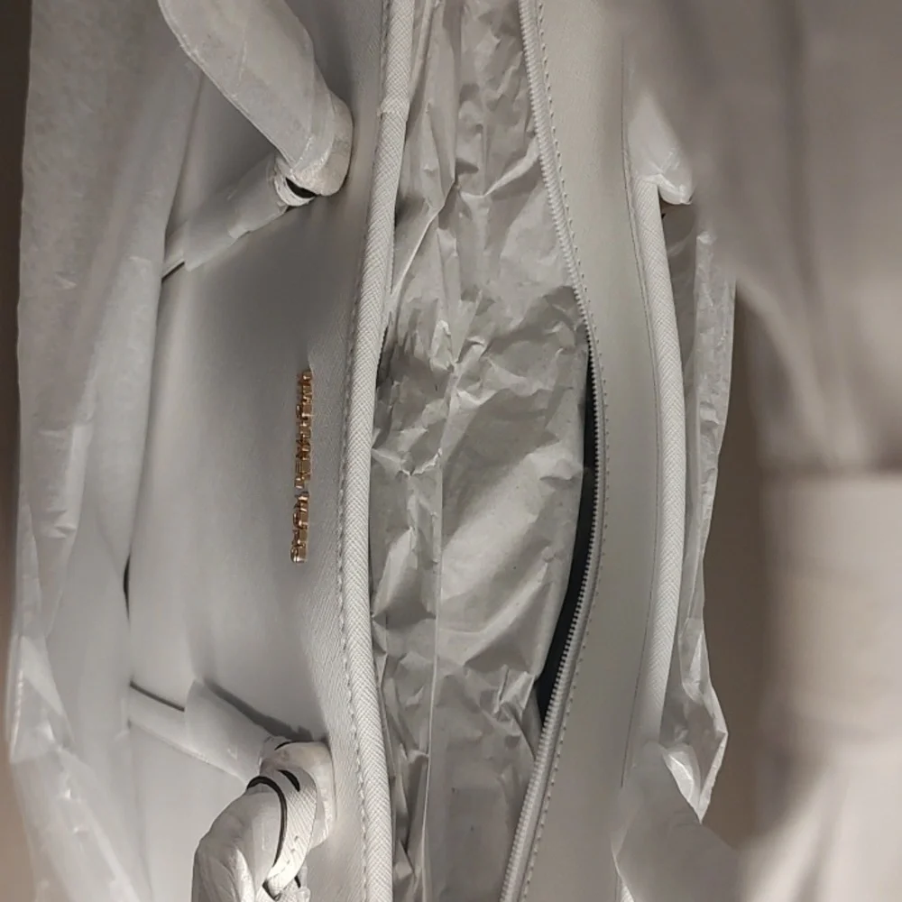 Michael Kors Jet Set Travel Large Saffiano Leather Tote Bag - Picture 3 of 4